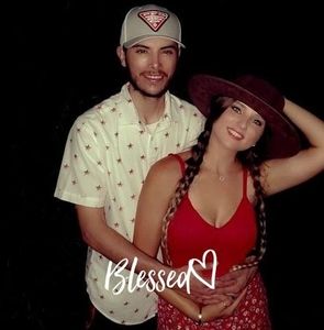 Meet your Posher, Sedona